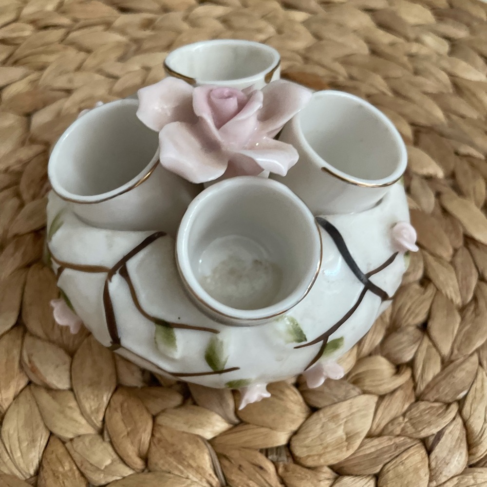 Antique Japanese porcelain lipstick holder